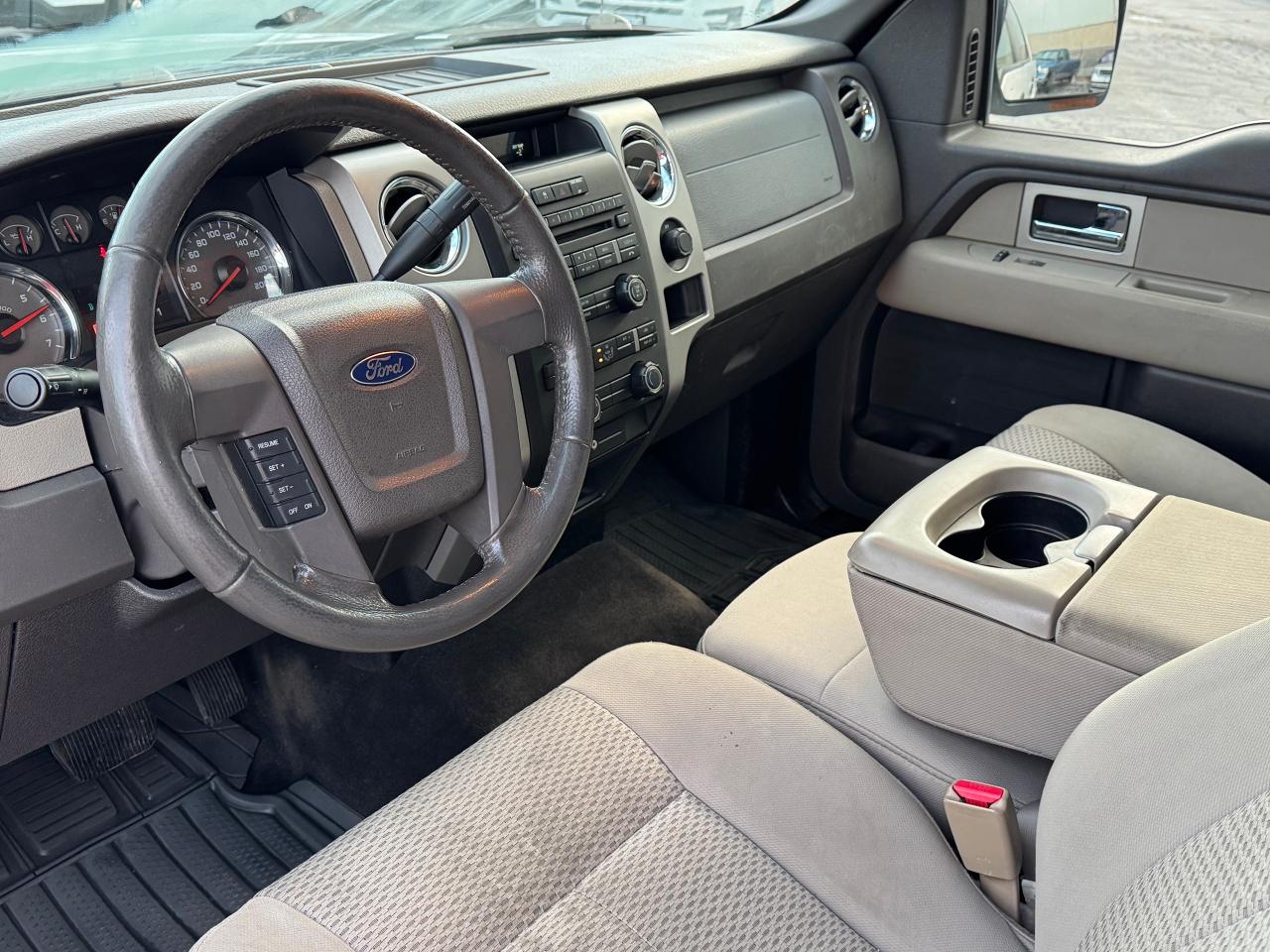 2010 Ford F-150 XLT **SUPERCREW**4X4** Photo