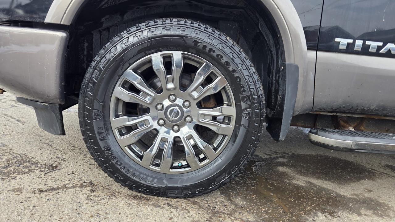 2018 Nissan Titan PLATINUM RESERVE, CUMMINS DIESEL, CREW, LOADED Photo