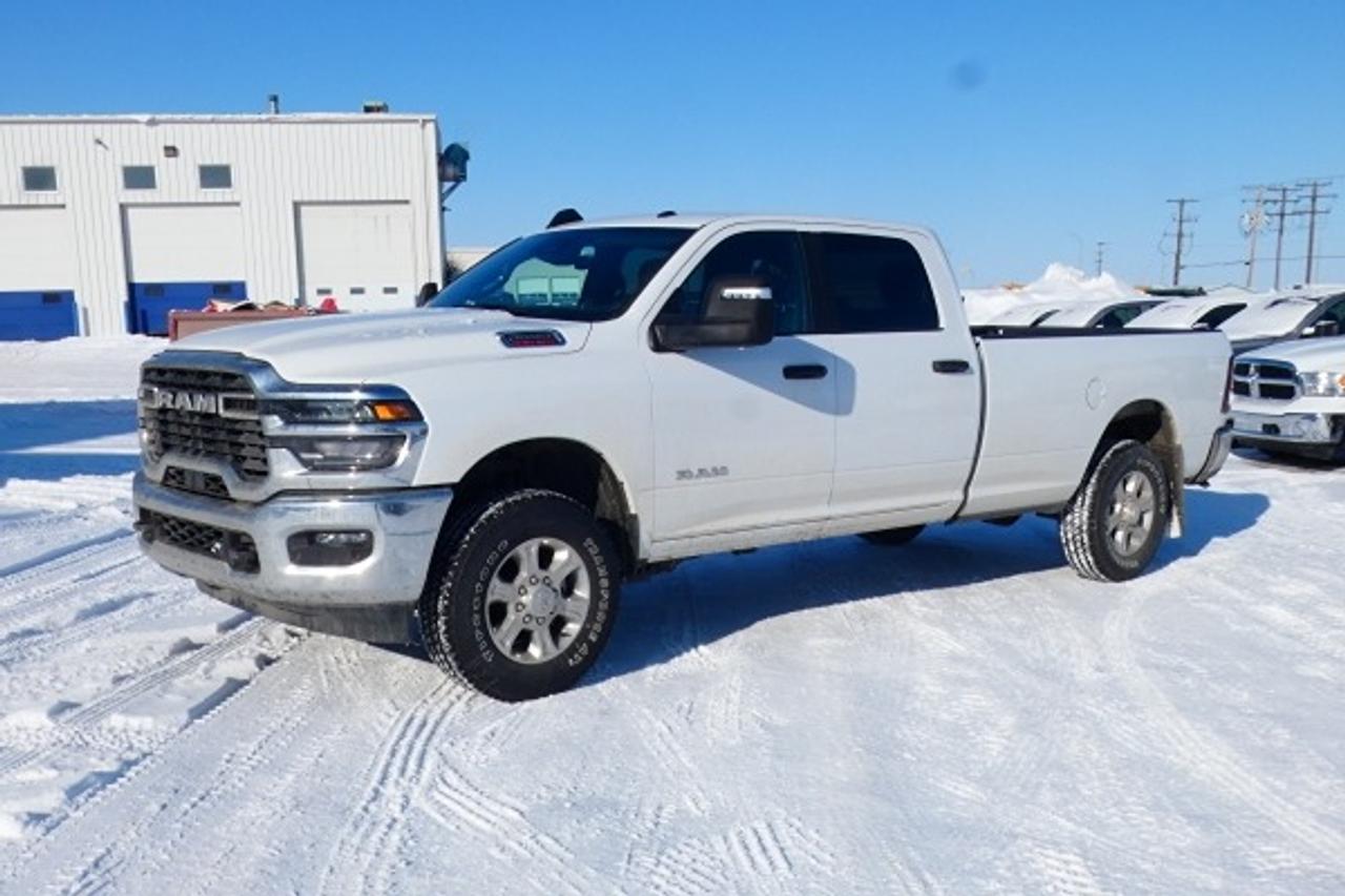 2026 Dodge Ram 3500 Big Horn 4x4 Crew 8' Box w/Power cloth, NAV, BUC - Photo #1