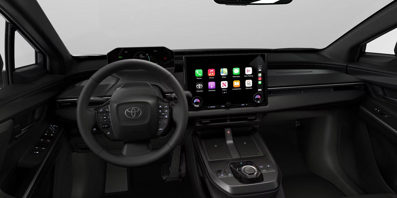 2026 Toyota C-HR SE Photo