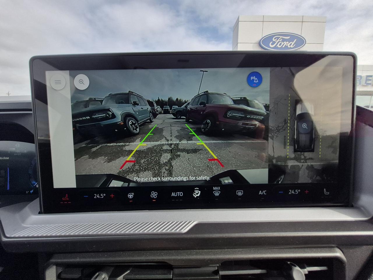 2026 Ford Bronco Sport BADLANDS, MOONROOF, TECH PKG, TRAIL CONTROL Photo