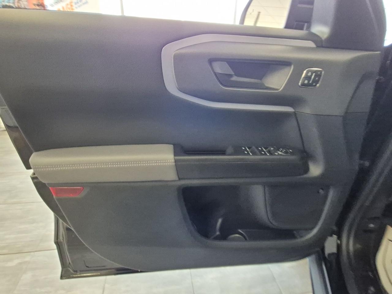 2026 Ford Bronco Sport BADLANDS, MOONROOF, TECH PKG, TERRAIN MGMT Photo