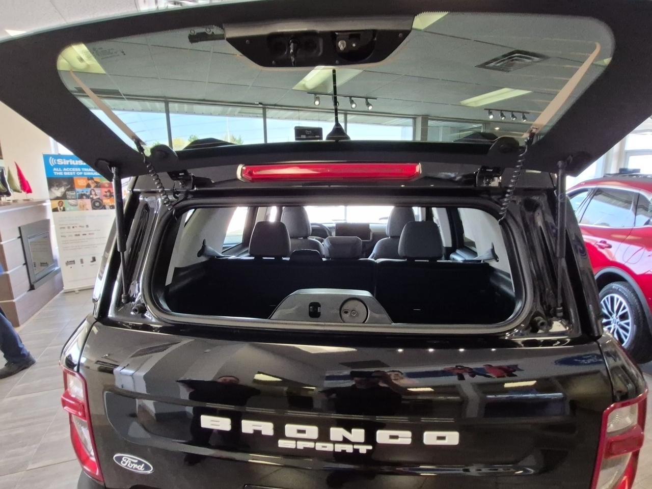 2026 Ford Bronco Sport BADLANDS, MOONROOF, TECH PKG, TERRAIN MGMT Photo