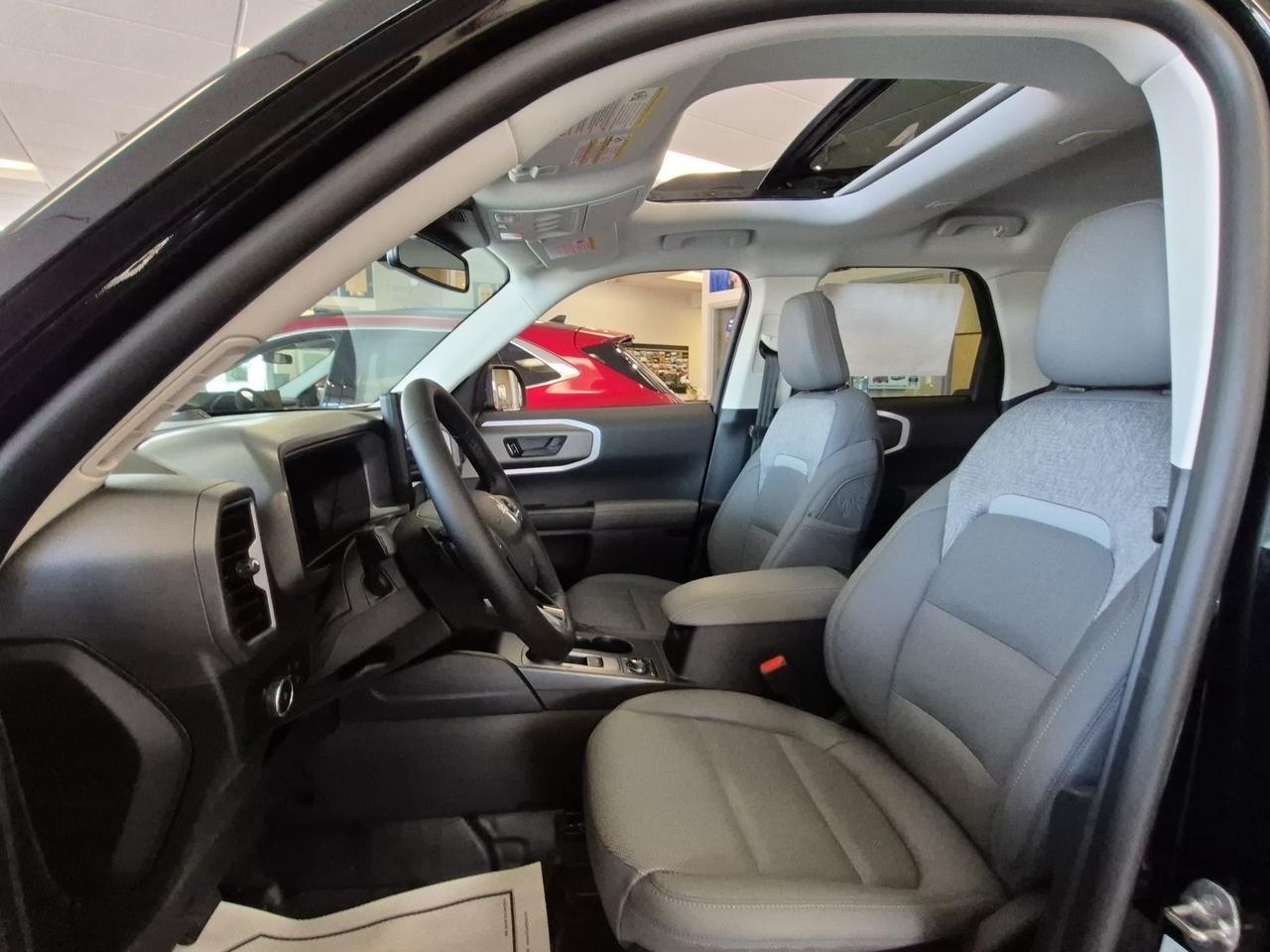 2026 Ford Bronco Sport BADLANDS, MOONROOF, TECH PKG, TERRAIN MGMT Photo