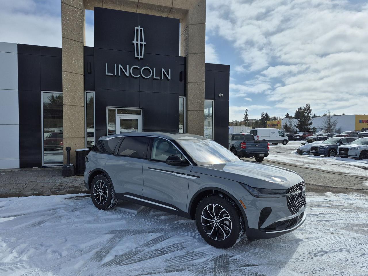 2026 Lincoln Nautilus PREMIERE AWD, PANO ROOF, ADAPTIVE CRUISE Photo0