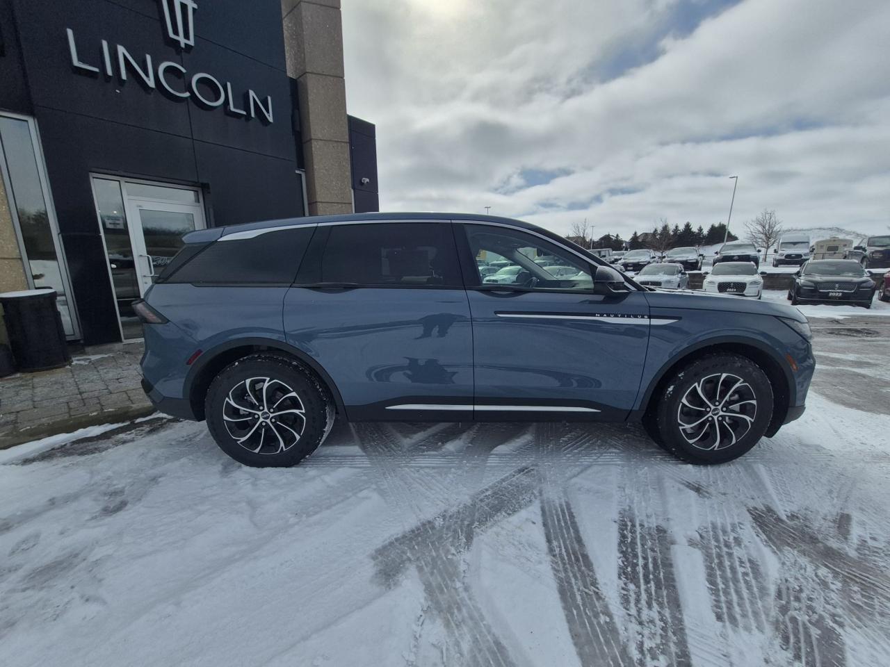 2026 Lincoln Nautilus Premiere AWD Photo1