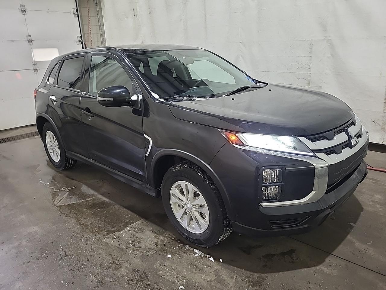 2024 Mitsubishi RVR SE Photo