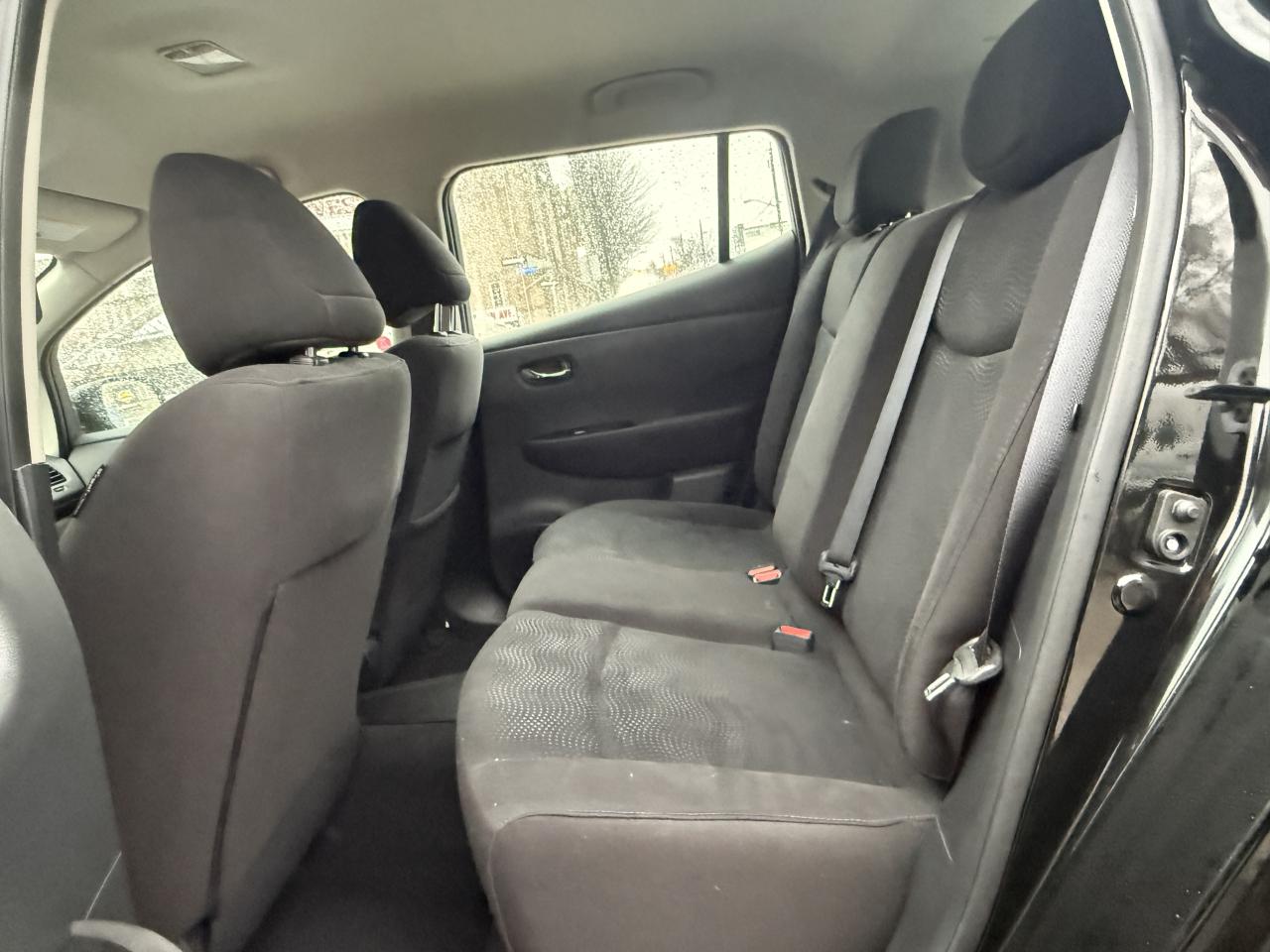 2016 Nissan Leaf SV Photo