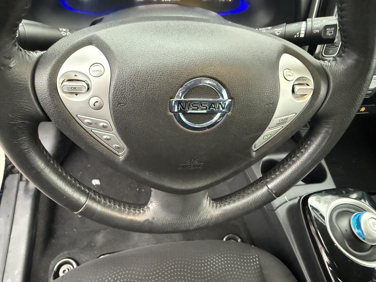 2016 Nissan Leaf SV Photo