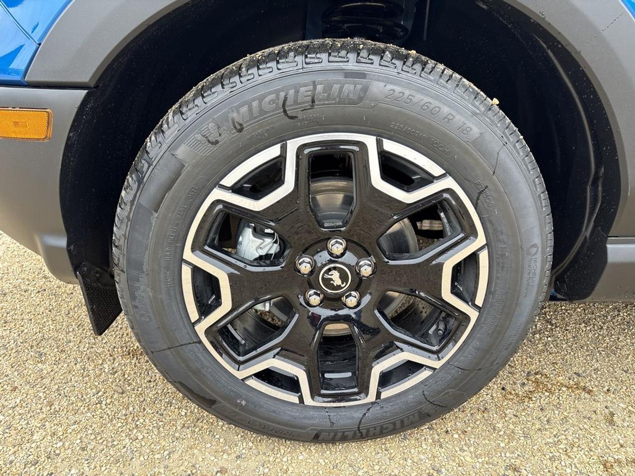 2026 Ford Bronco Sport Outer Banks 300A Photo2