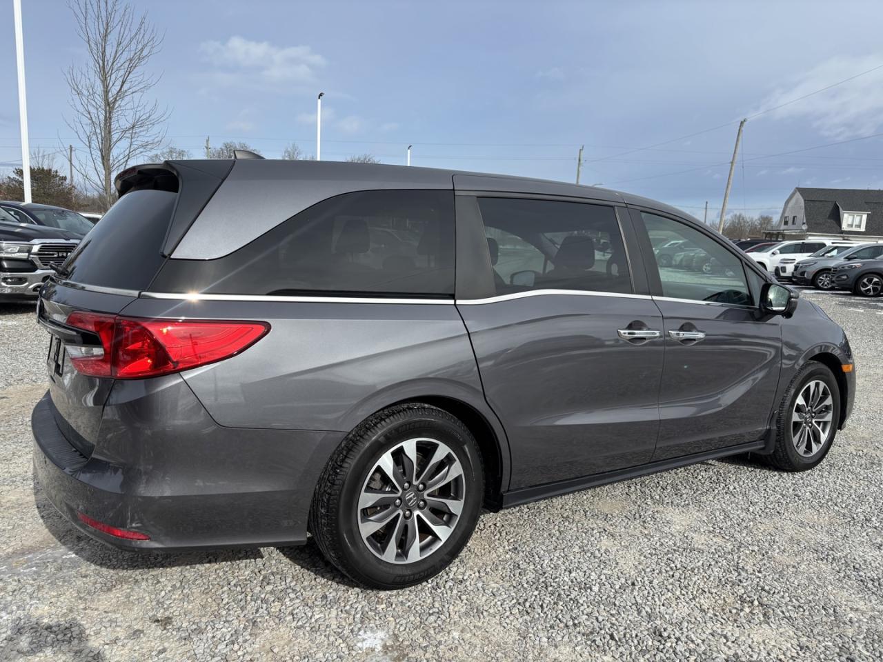 2022 Honda Odyssey EX-L Photo4