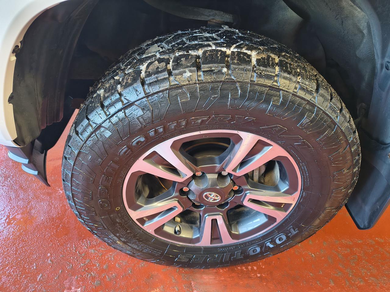 2017 Toyota Tacoma TRD Sport Photo