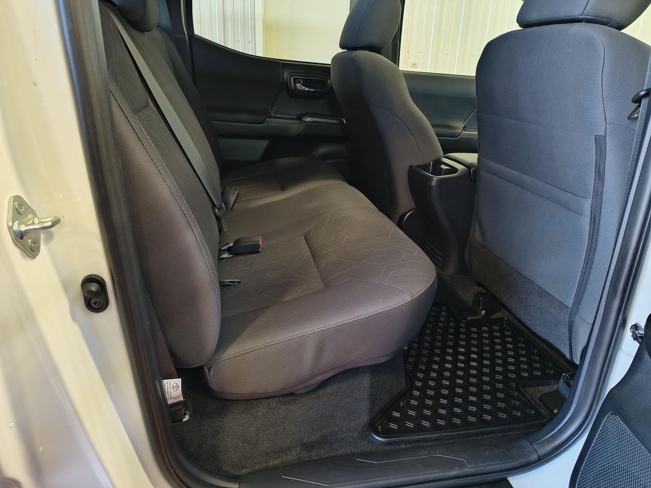 2017 Toyota Tacoma TRD Sport Photo