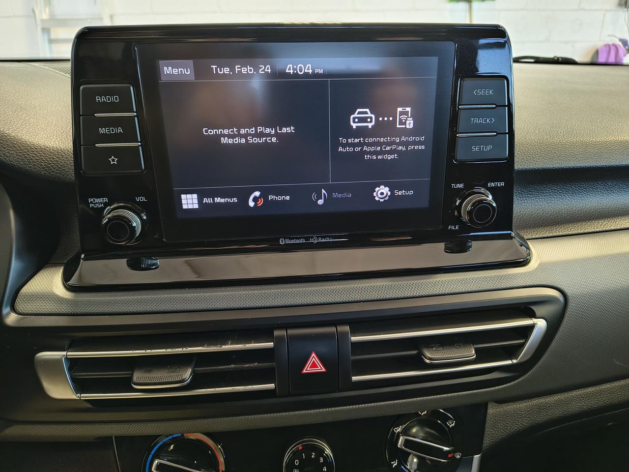 2023 Kia Seltos LX Photo0