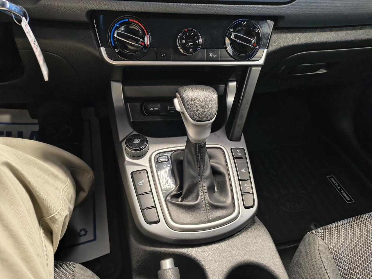 2023 Kia Seltos LX Photo