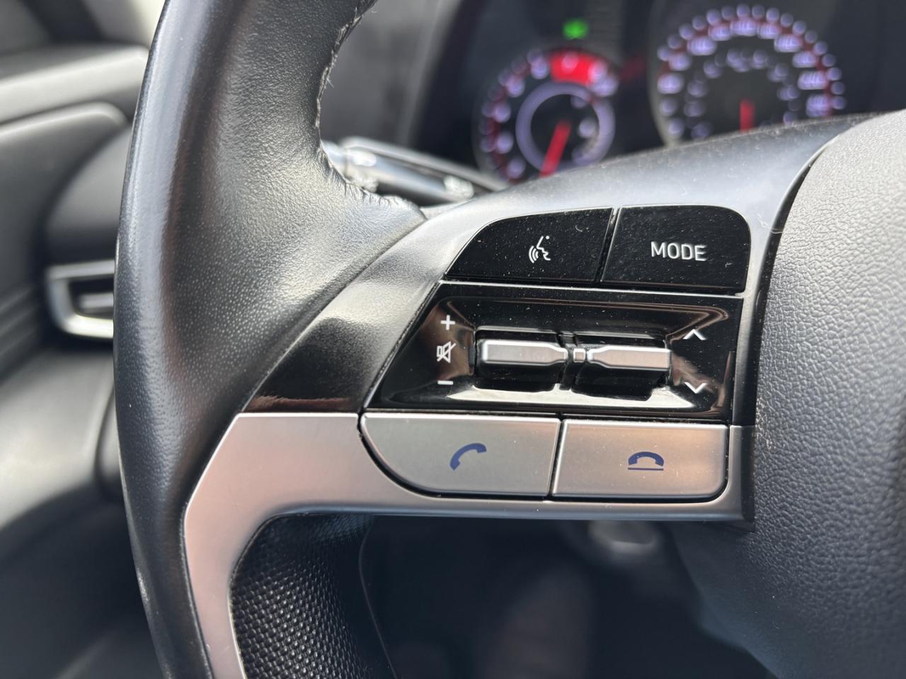 2021 Hyundai Elantra SEL Photo