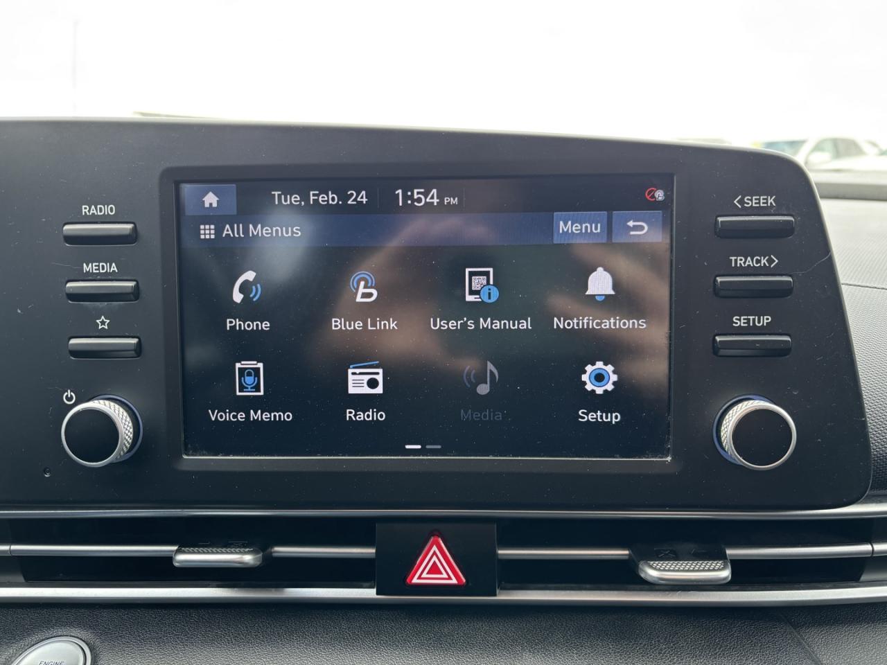 2021 Hyundai Elantra SEL Photo