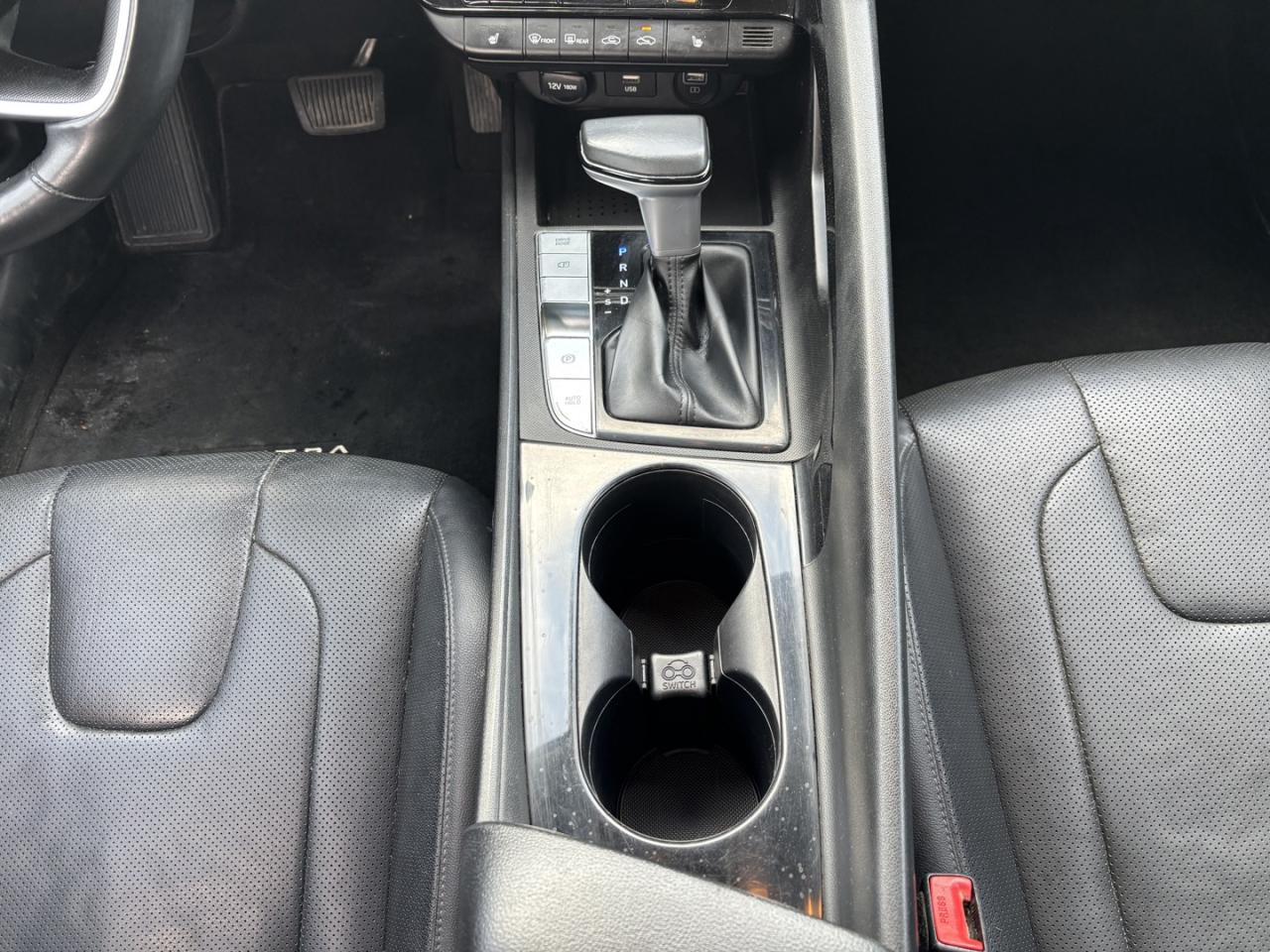 2021 Hyundai Elantra SEL Photo