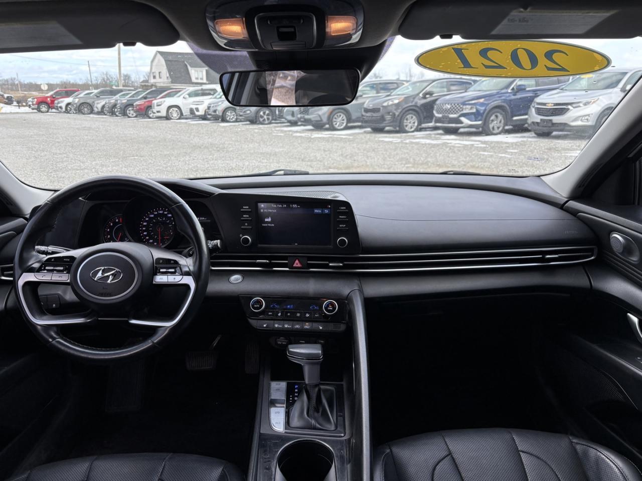 2021 Hyundai Elantra SEL Photo