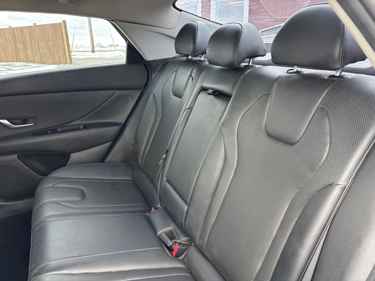 2021 Hyundai Elantra SEL Photo