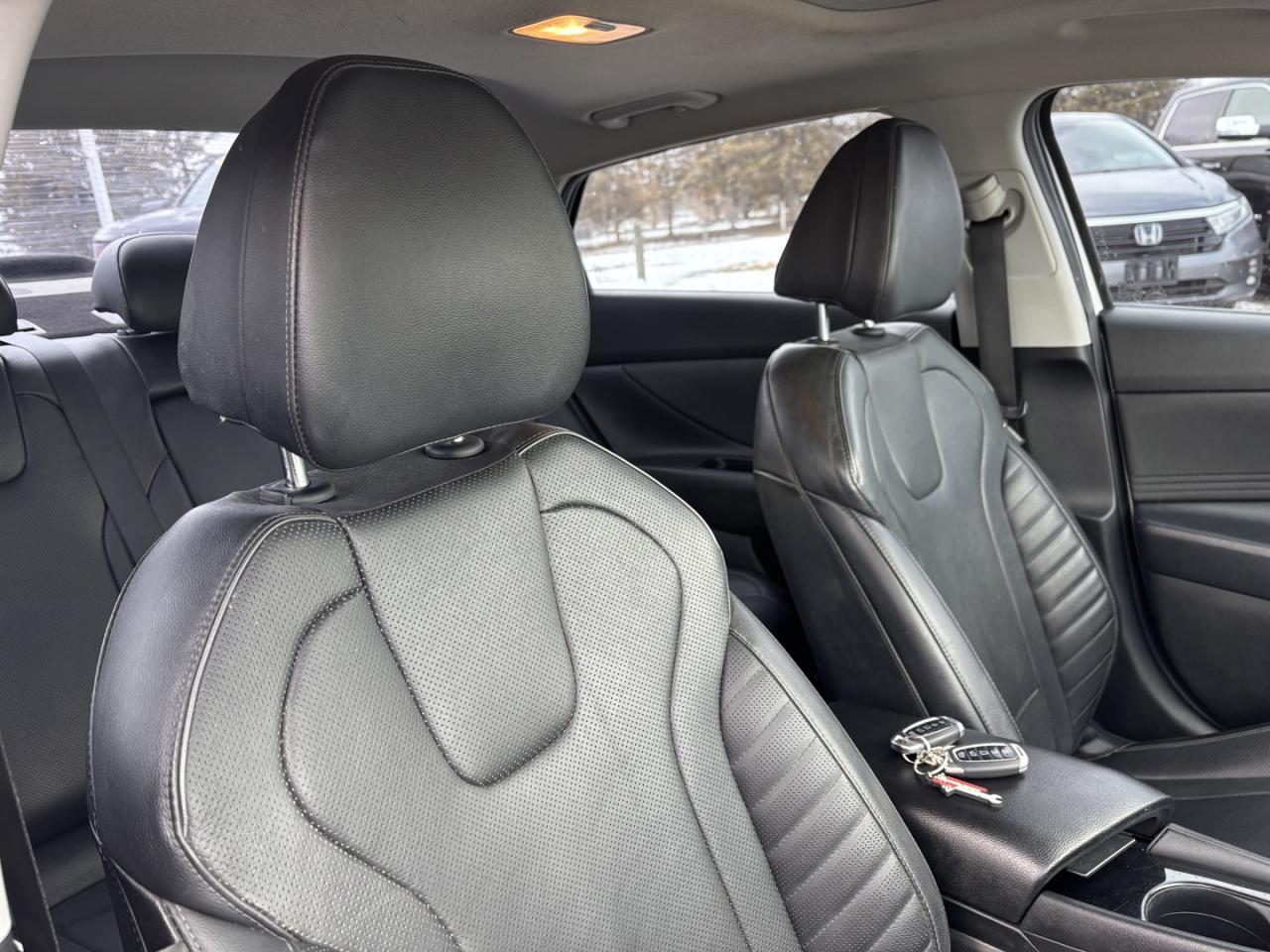 2021 Hyundai Elantra SEL Photo