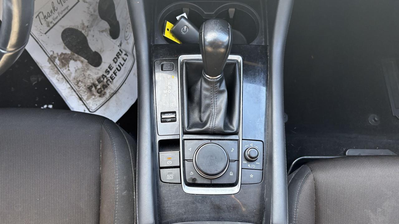 2019 Mazda MAZDA3 GS Photo