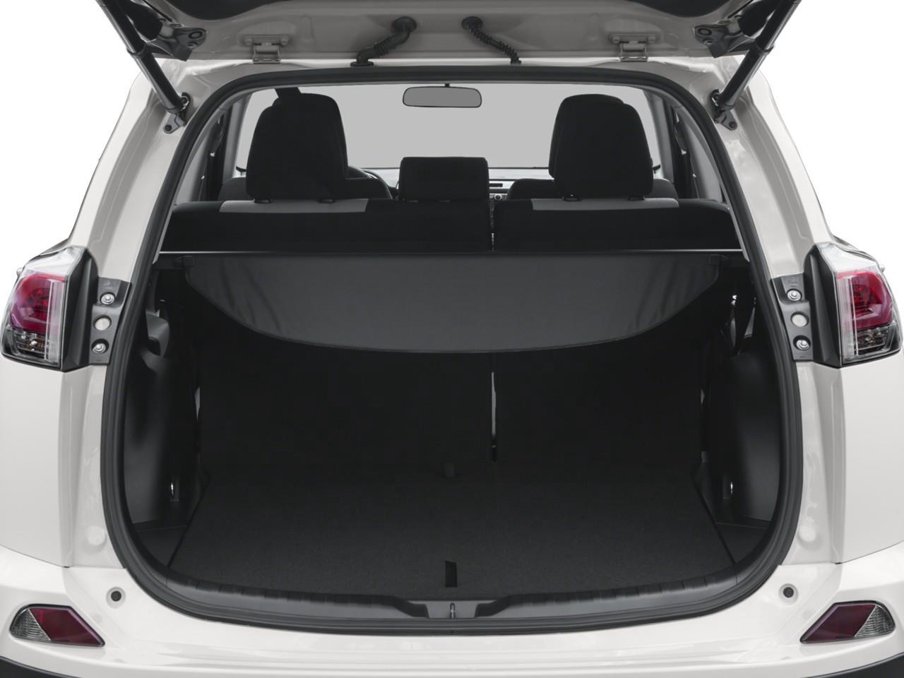 2017 Toyota RAV4 XLE Photo