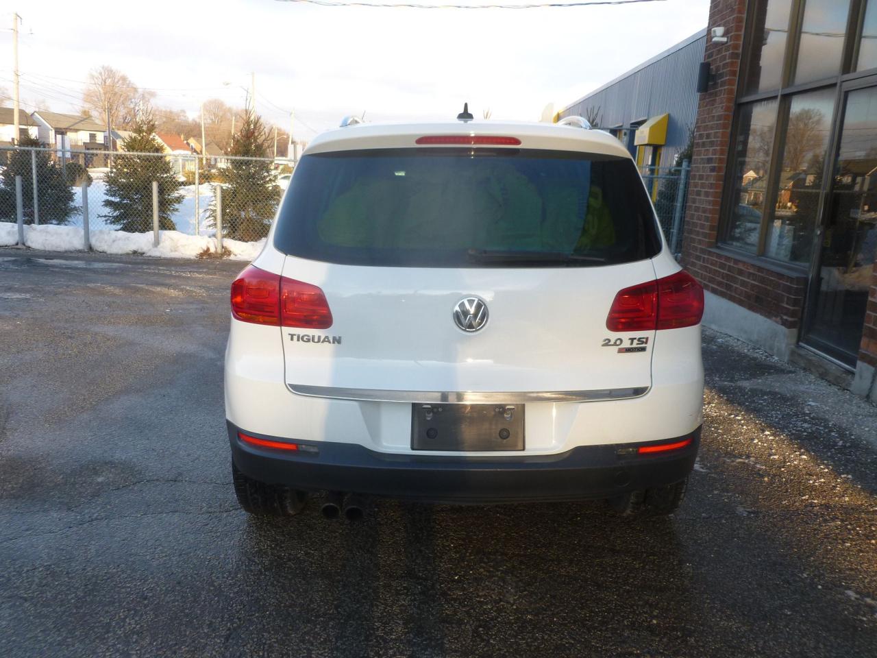2017 Volkswagen Tiguan COMFORTLINE Photo4