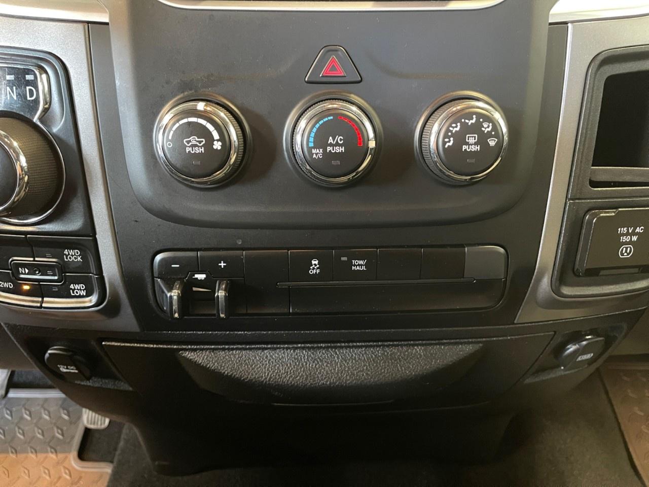 13653323