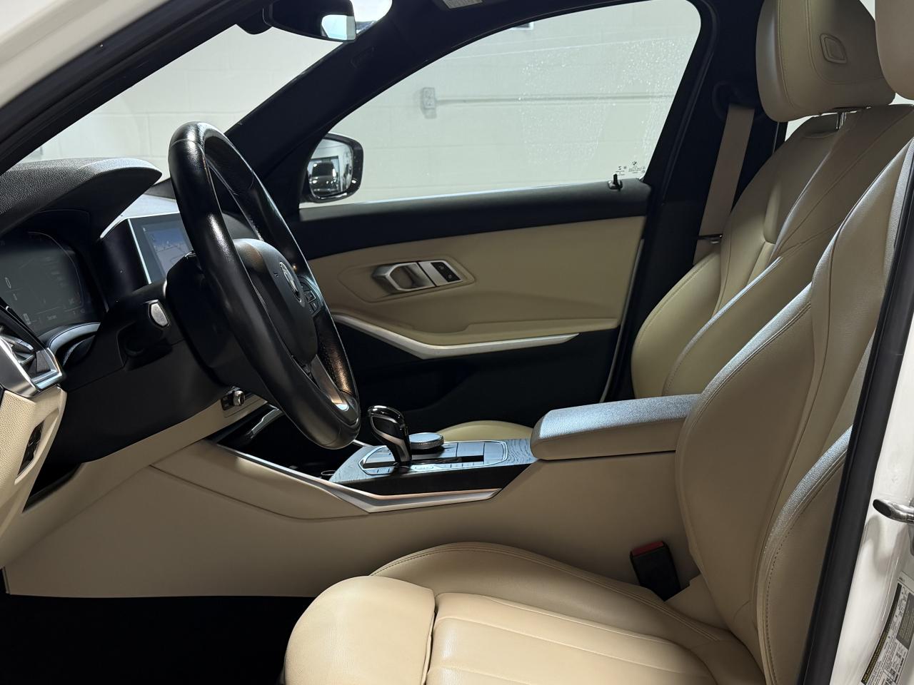 2019 BMW 3 Series 330i xDrive Photo