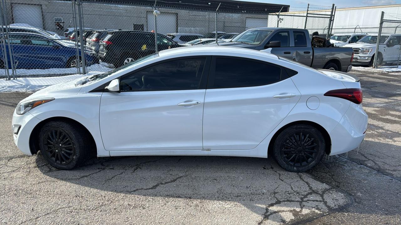 2015 Hyundai Elantra GL MODEL Photo