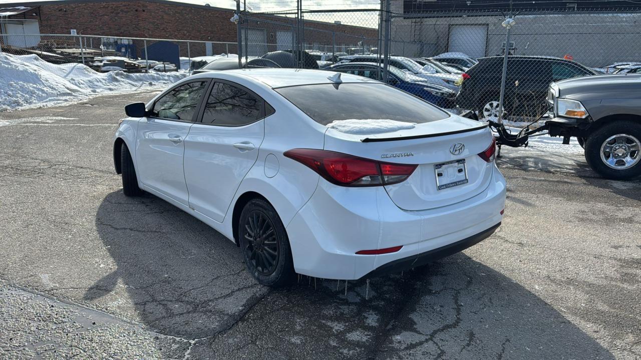 2015 Hyundai Elantra GL MODEL Photo