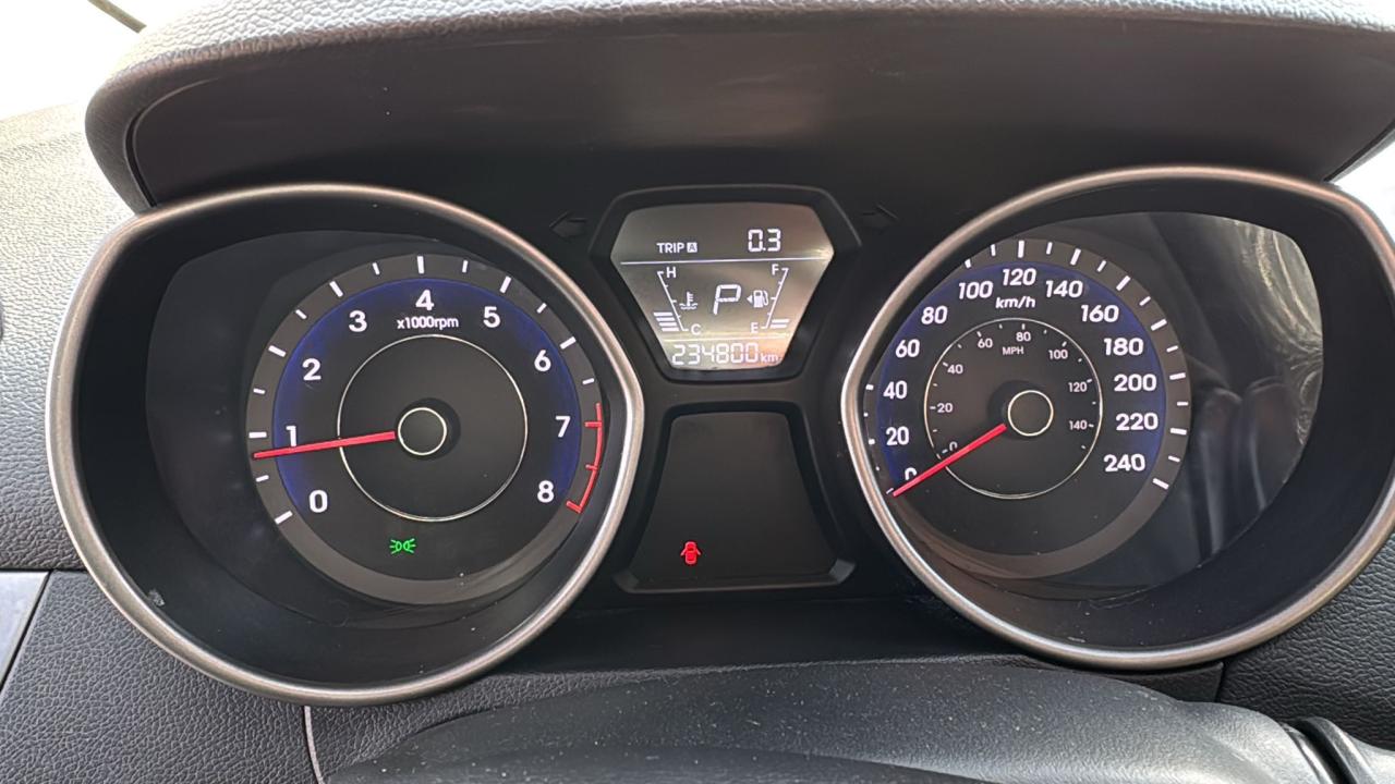 2015 Hyundai Elantra GL MODEL Photo