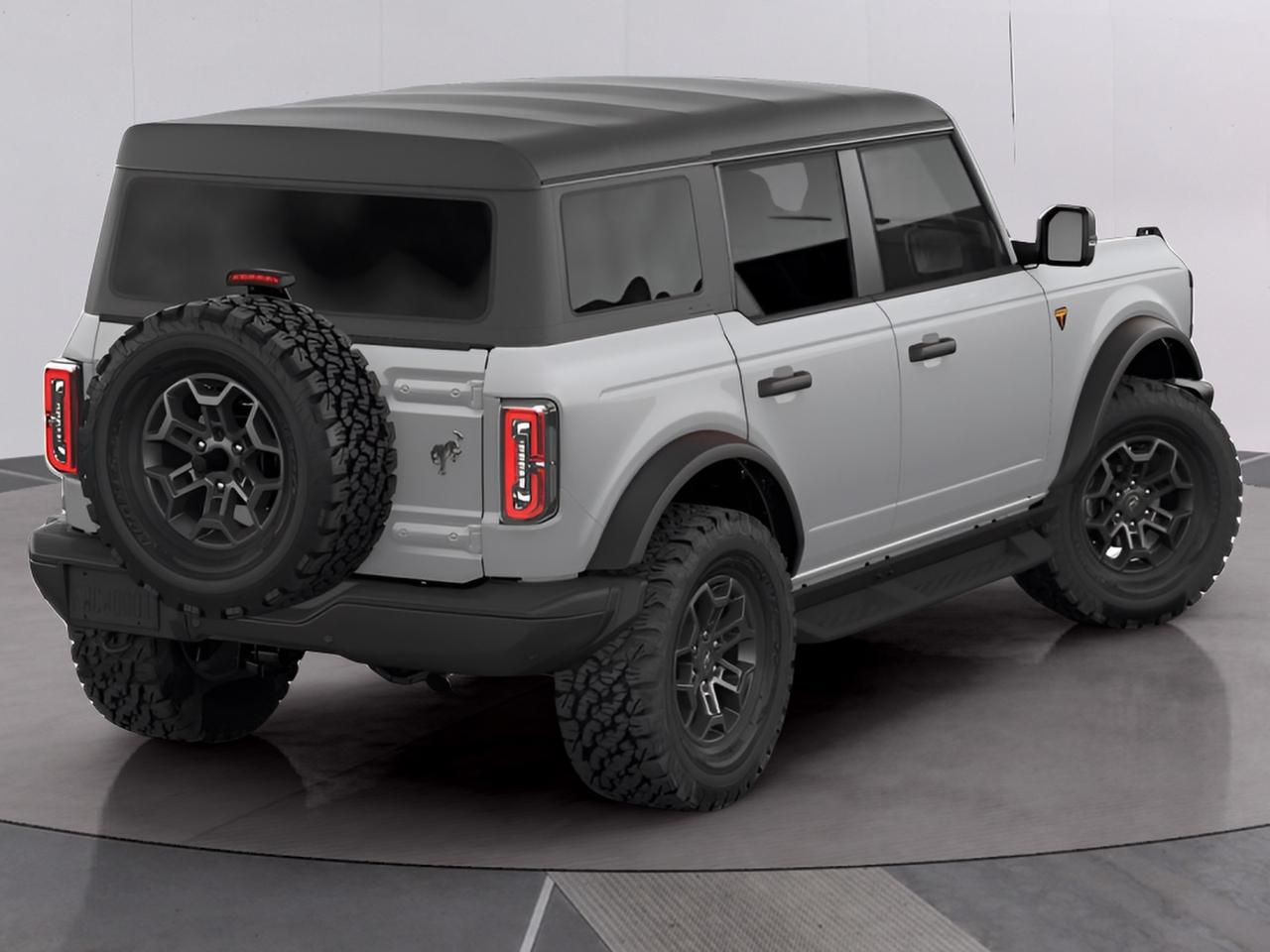 2026 Ford Bronco Badlands 4 Door 4x4 Photo2