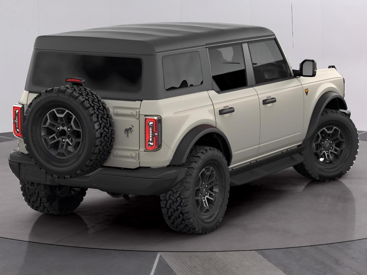 2026 Ford Bronco Badlands 4 Door 4x4 Photo2