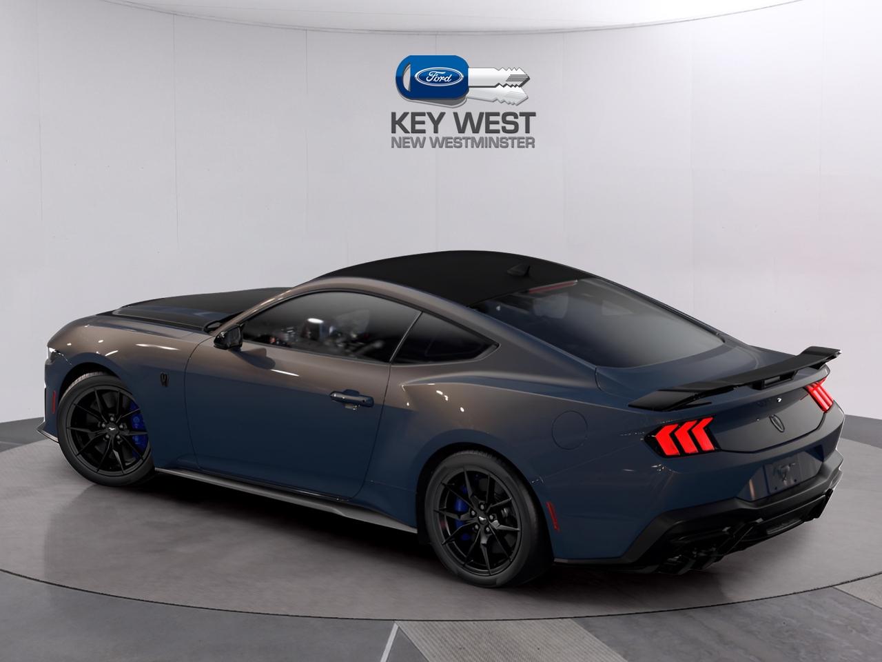 2026 Ford Mustang Dark Horse Fastback Photo1
