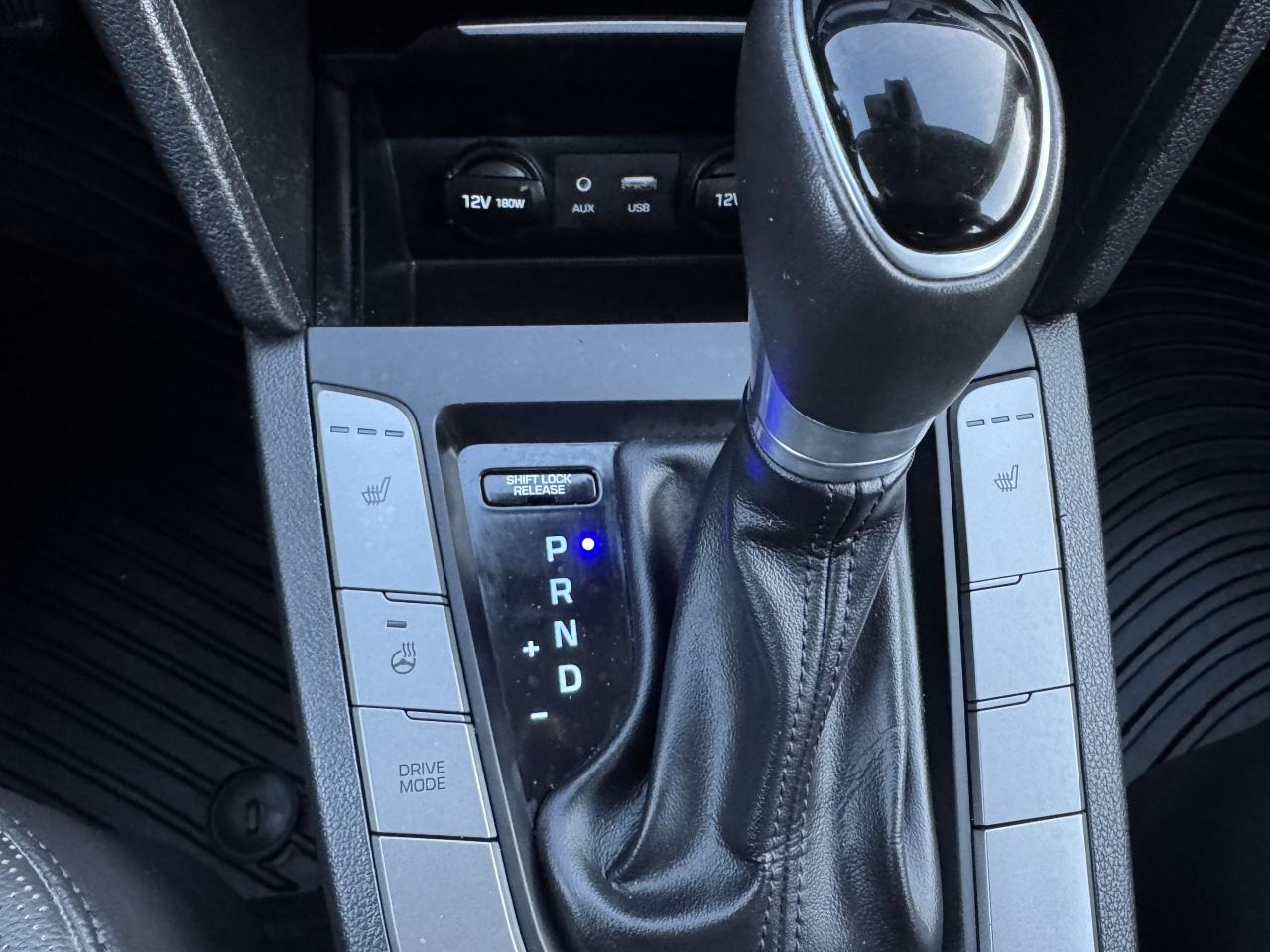 2018 Hyundai Elantra SEL Photo