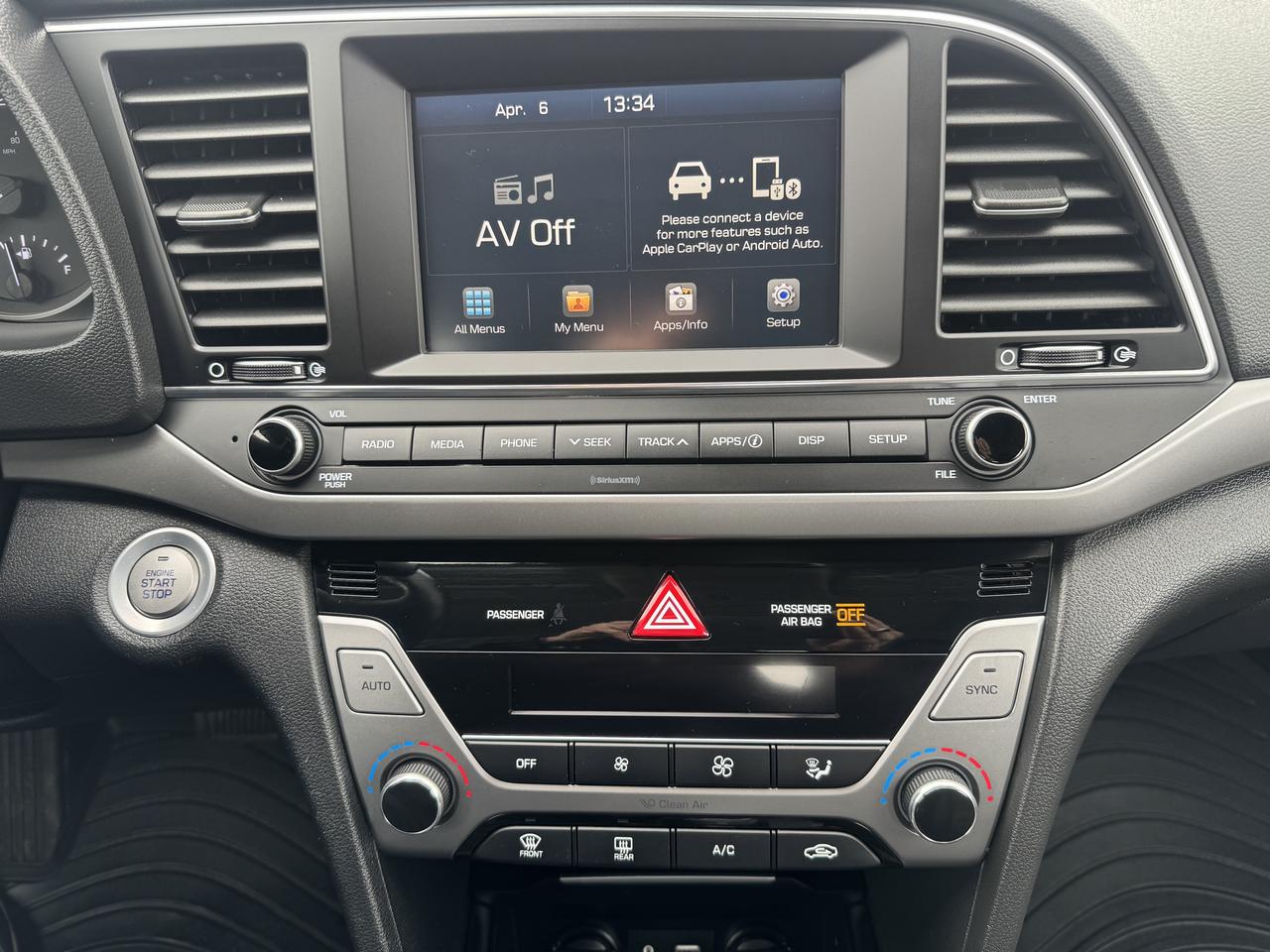 2018 Hyundai Elantra SEL Photo