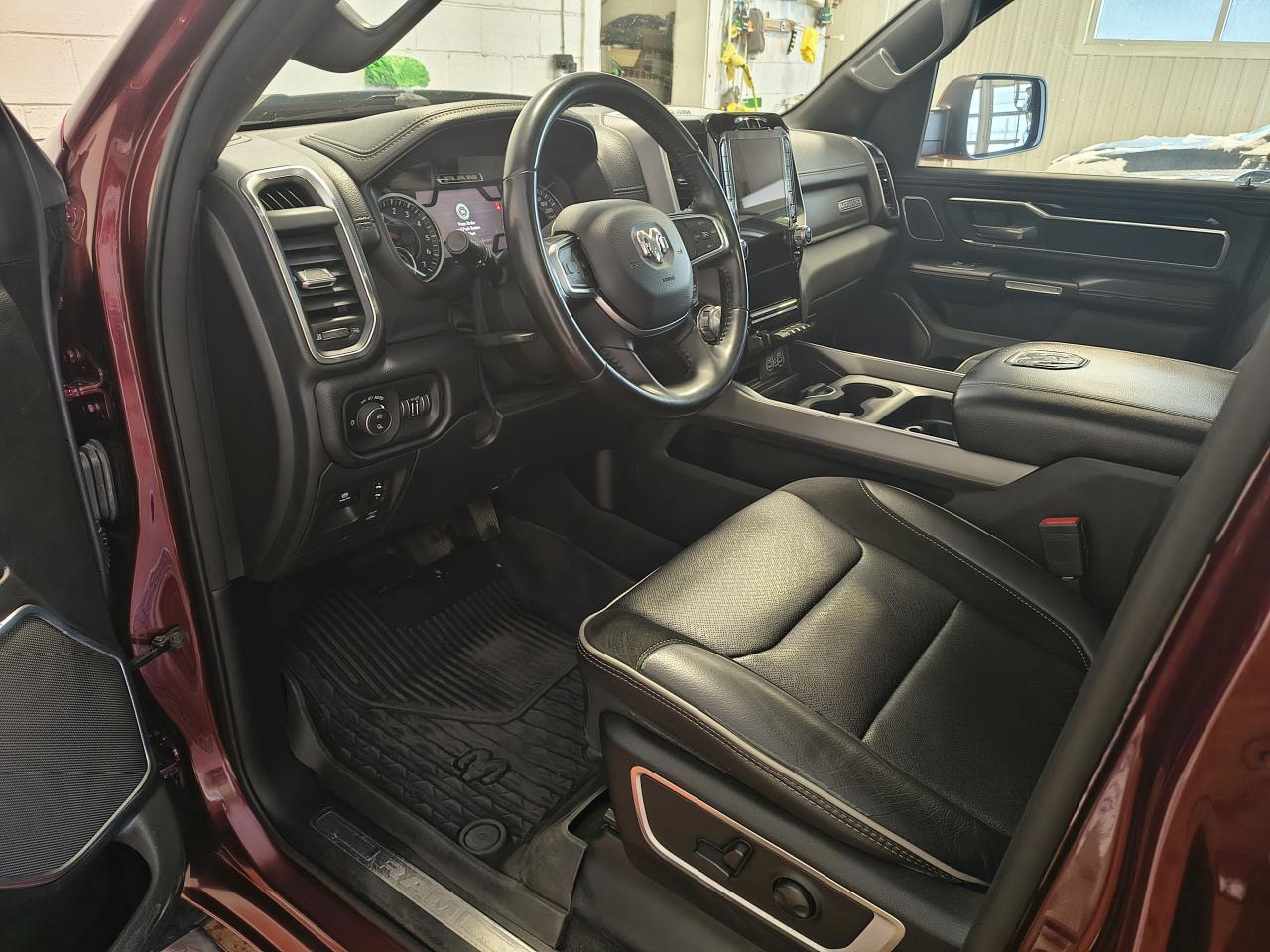 2022 RAM 1500 Laramie Photo0