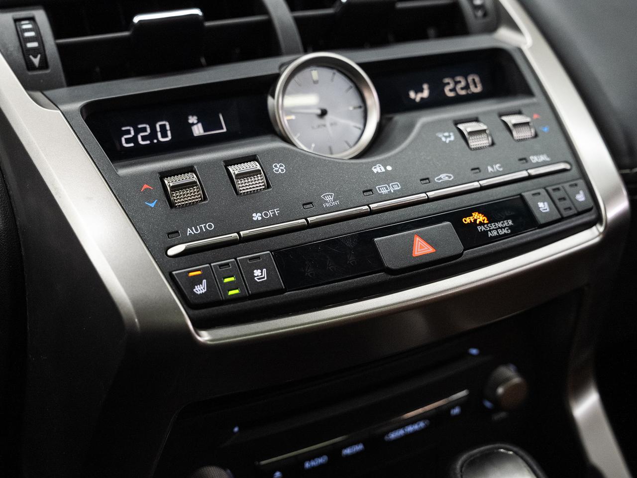 2019 Lexus NX 300 LUXURY AWD | Nav | Leather | Sunroof | CarPlay