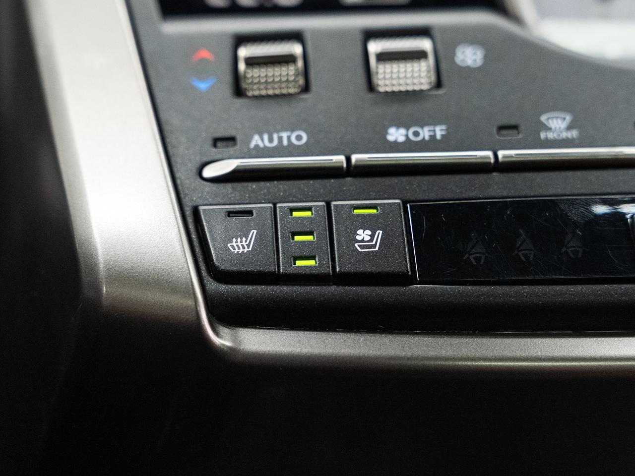 2019 Lexus NX 300 LUXURY AWD | Nav | Leather | Sunroof | CarPlay