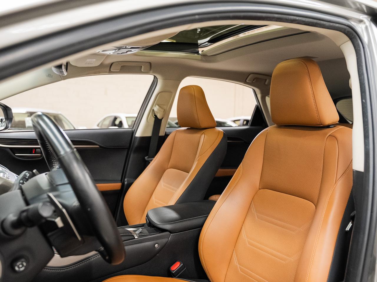 2019 Lexus NX 300 LUXURY AWD | Nav | Leather | Sunroof | CarPlay