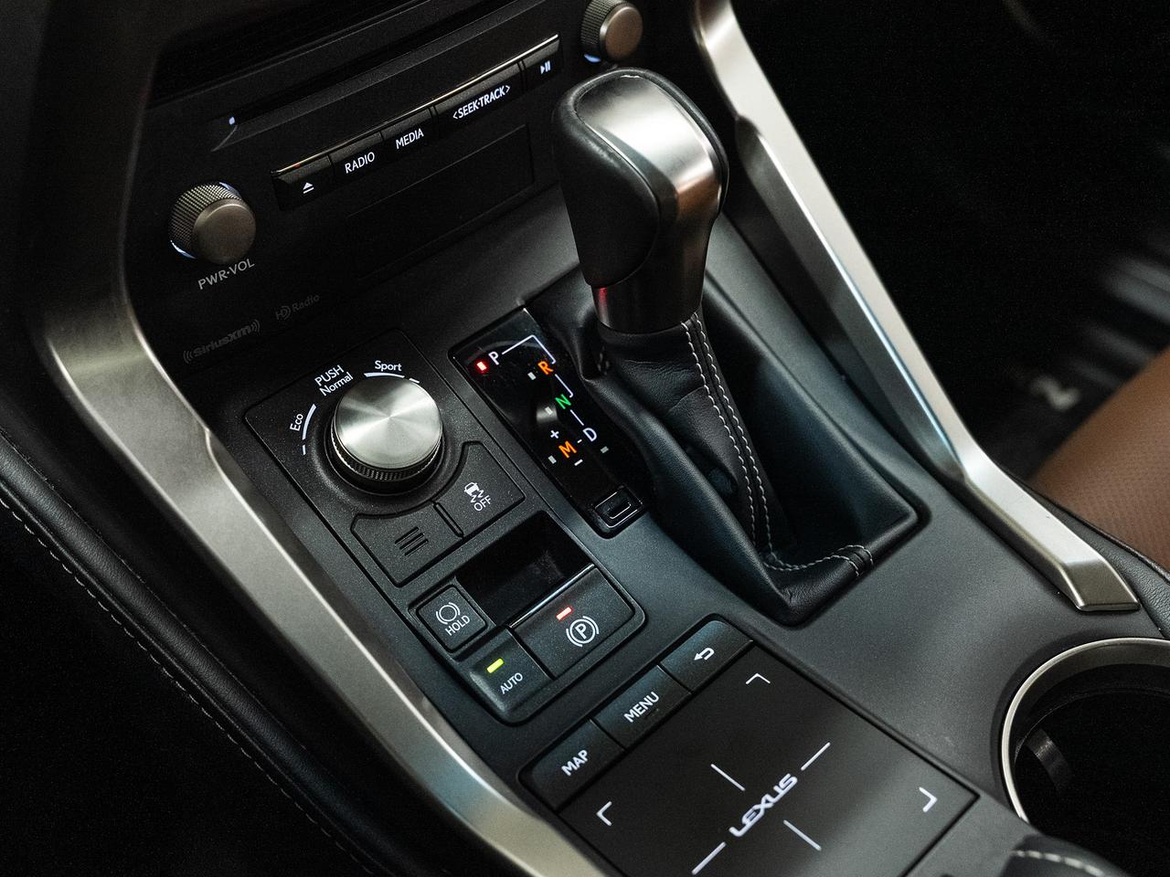 2019 Lexus NX 300 LUXURY AWD | Nav | Leather | Sunroof | CarPlay