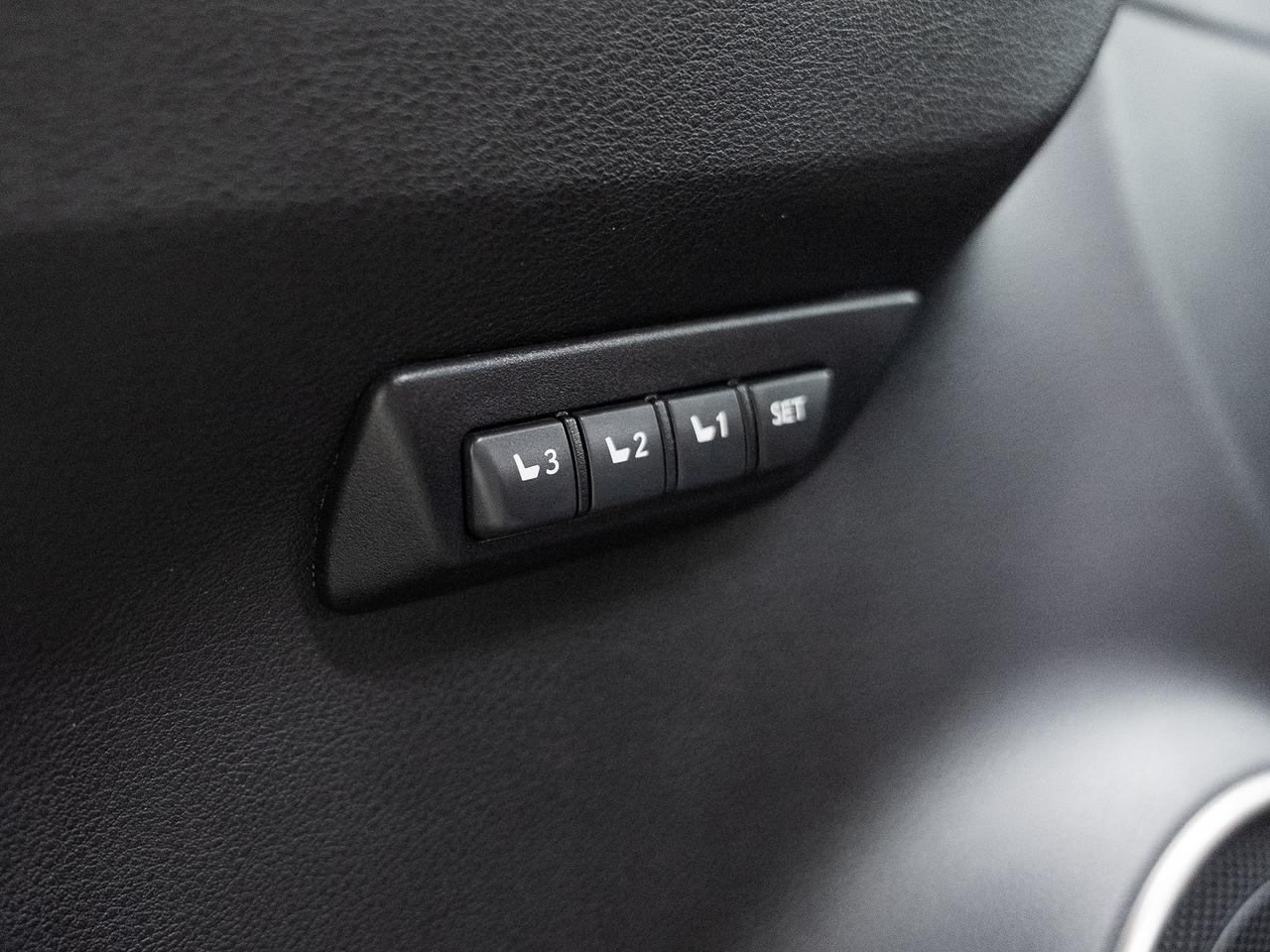 2019 Lexus NX 300 LUXURY AWD | Nav | Leather | Sunroof | CarPlay