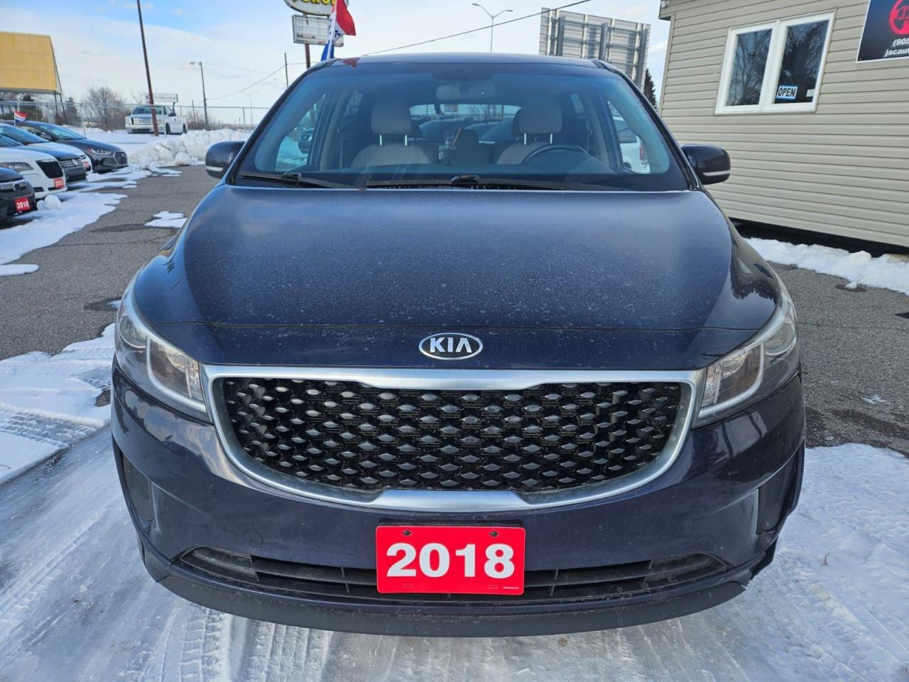 2018 Kia Sedona LX Photo