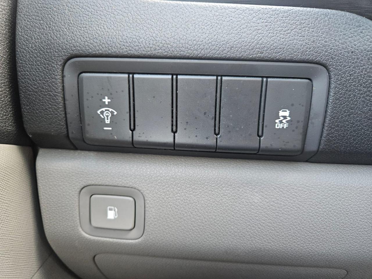 2018 Kia Sedona LX Photo