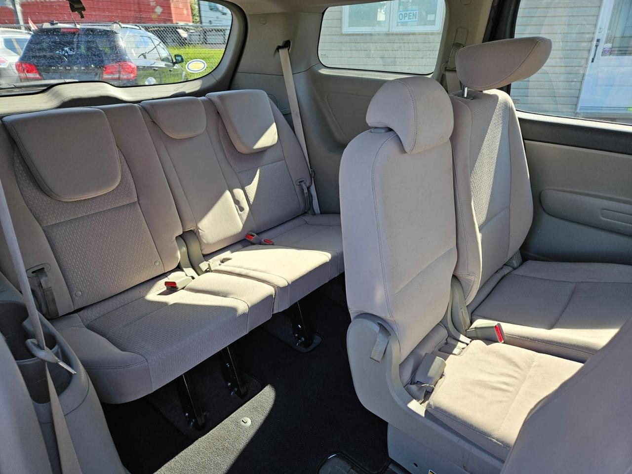 2018 Kia Sedona LX Photo