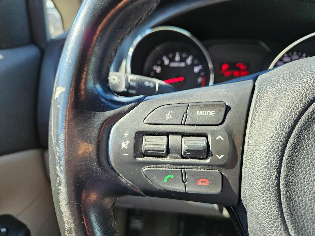 2018 Kia Sedona LX Photo