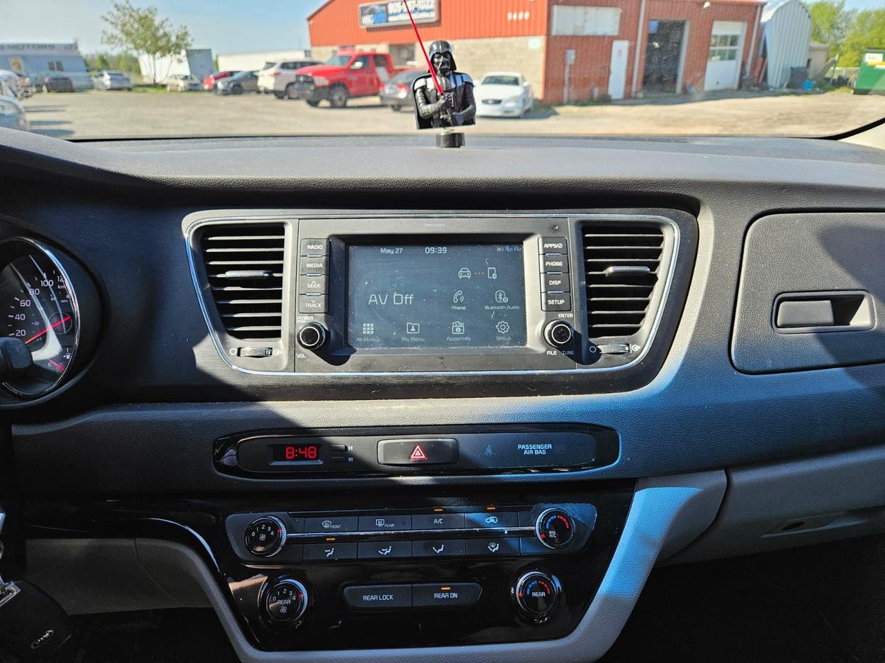 2018 Kia Sedona LX Photo