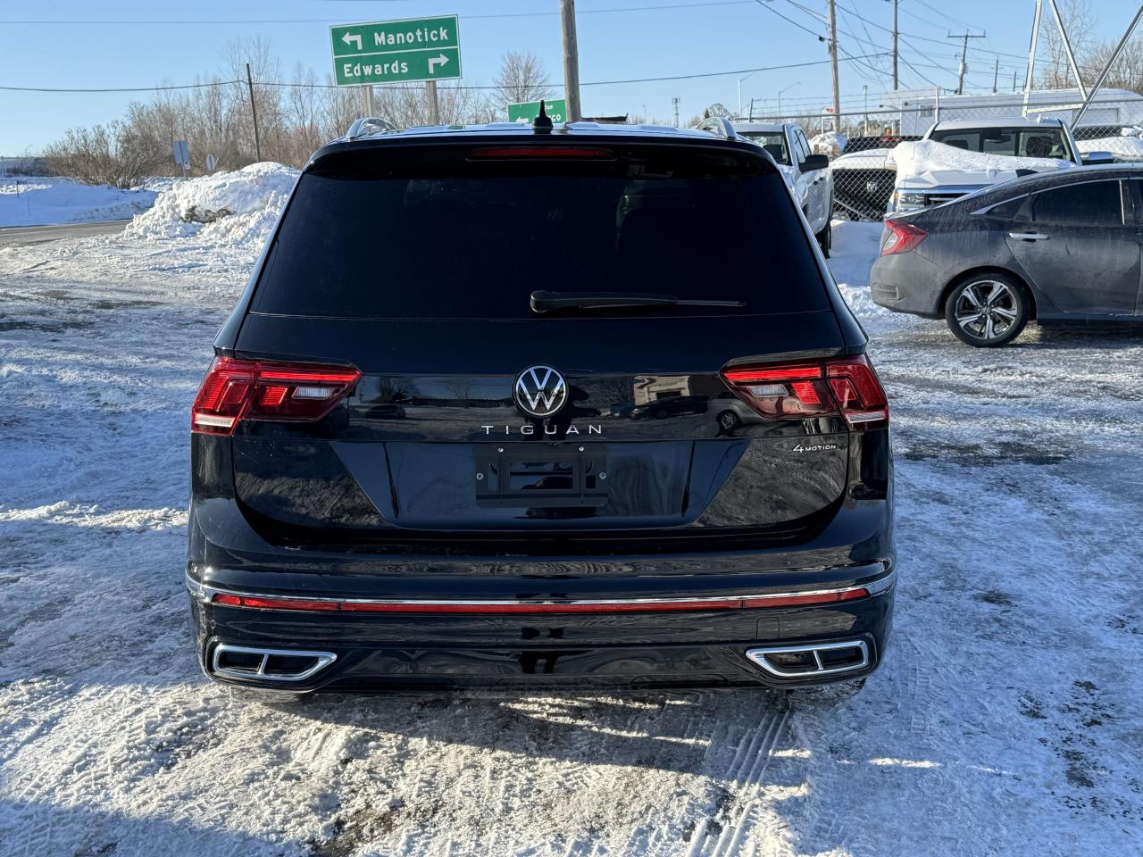 2024 Volkswagen Tiguan Highline R-line Photo3